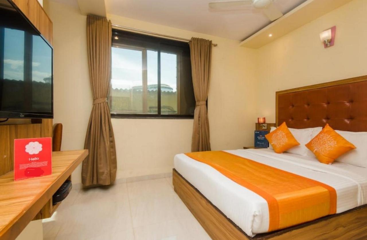 Aster Hotel Near Mumbai Airport Екстер'єр фото