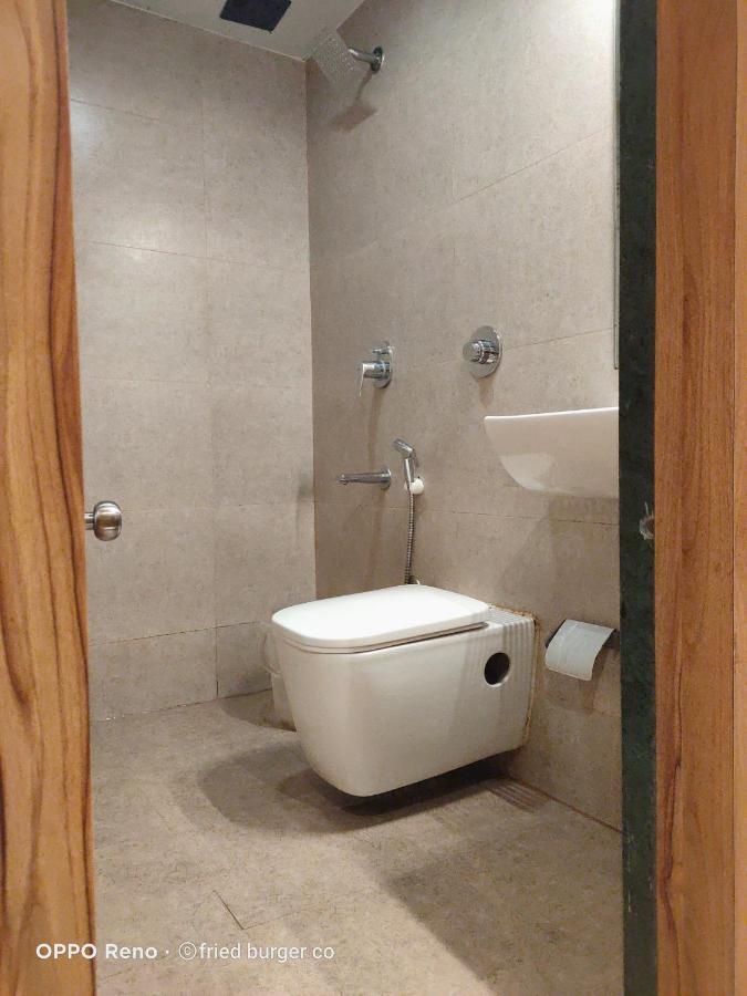 Aster Hotel Near Mumbai Airport Екстер'єр фото